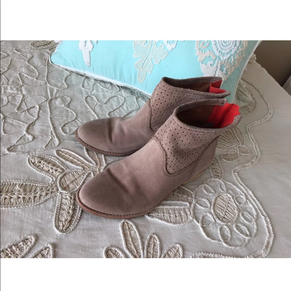 Anthropologie Dolce Vita 6 suede leather booties shoes boots - Picture 2 of 8